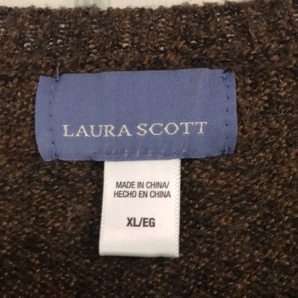 Laura Scott cozy long sleeve sweater - Picture 2 of 7